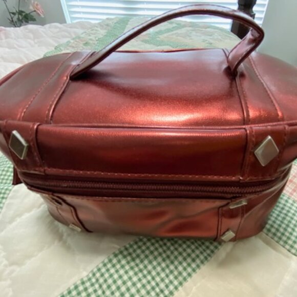 Vintage AVON * METALLIC Red MAKEUP Toiletry CASE * small TRAIN CASE SatchelPURSE - Picture 3 of 10